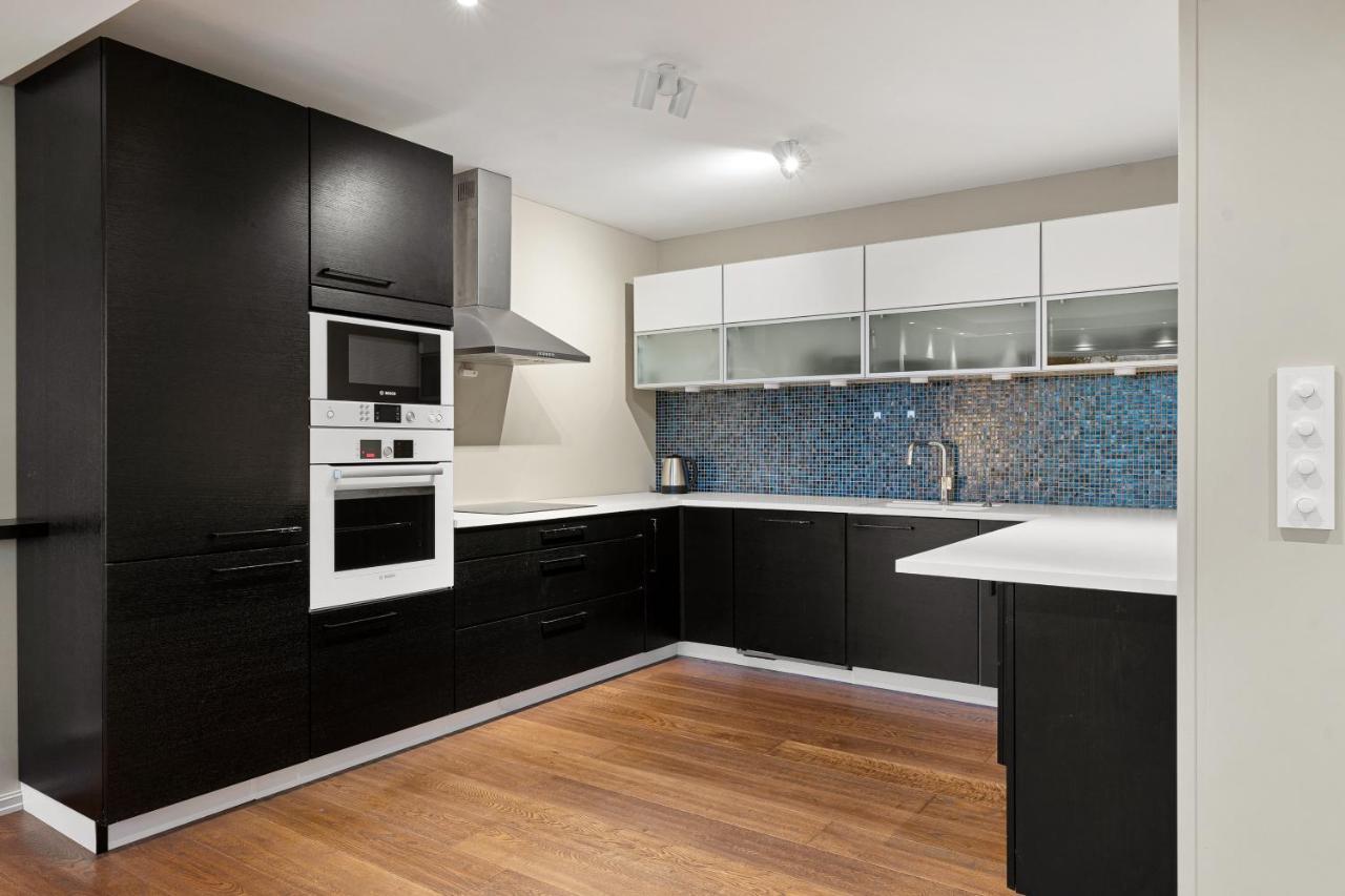 Cozy Elegant 2Bedroom Apt W/Parking And Nice View Тромсё Экстерьер фото