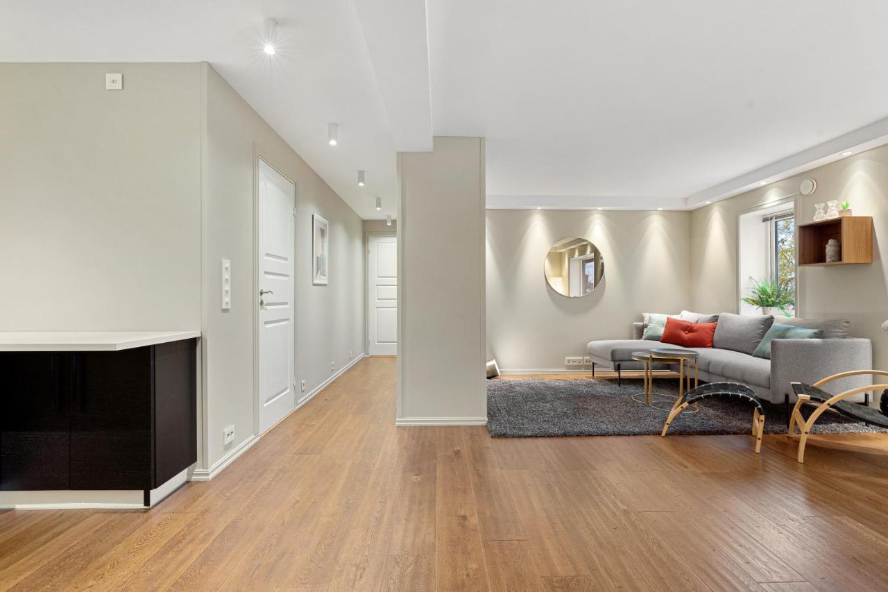 Cozy Elegant 2Bedroom Apt W/Parking And Nice View Тромсё Экстерьер фото