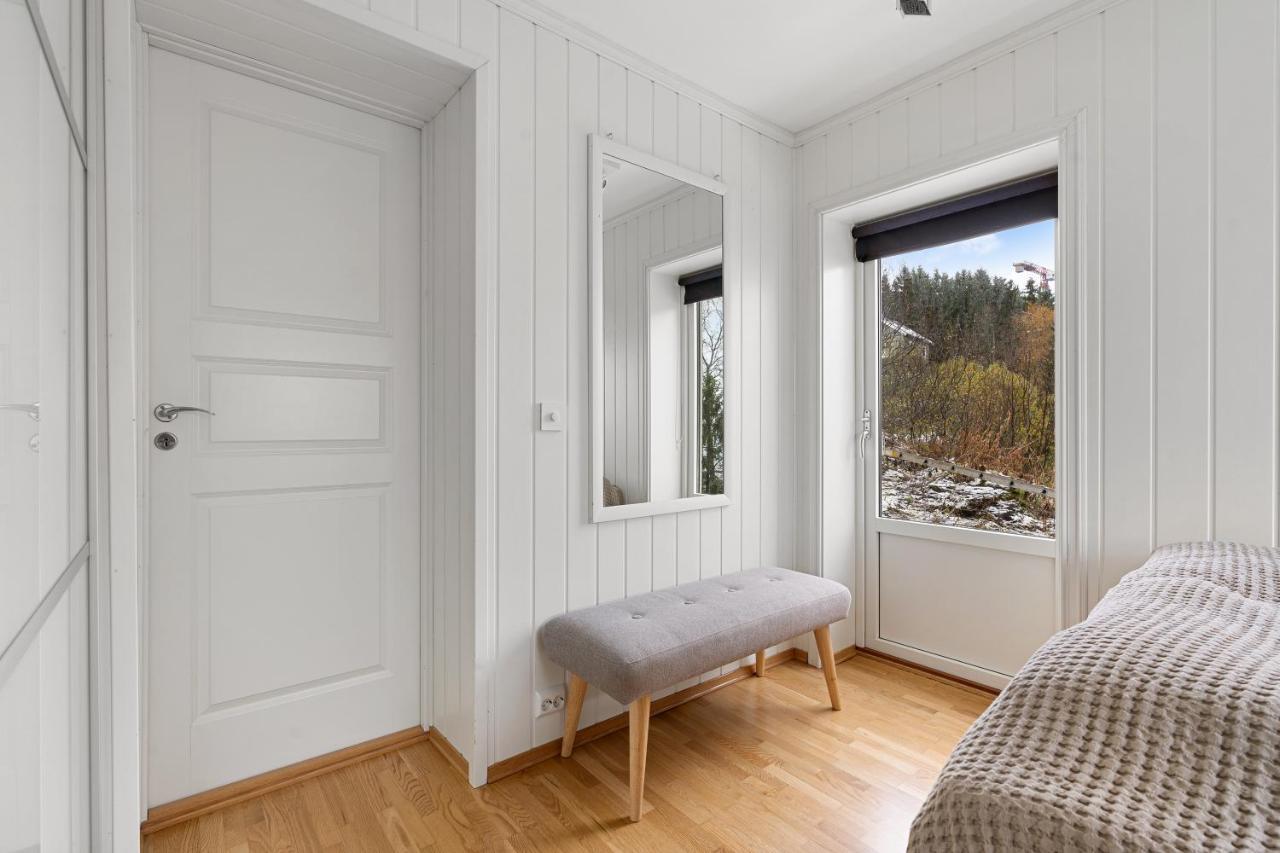 Cozy Elegant 2Bedroom Apt W/Parking And Nice View Тромсё Экстерьер фото